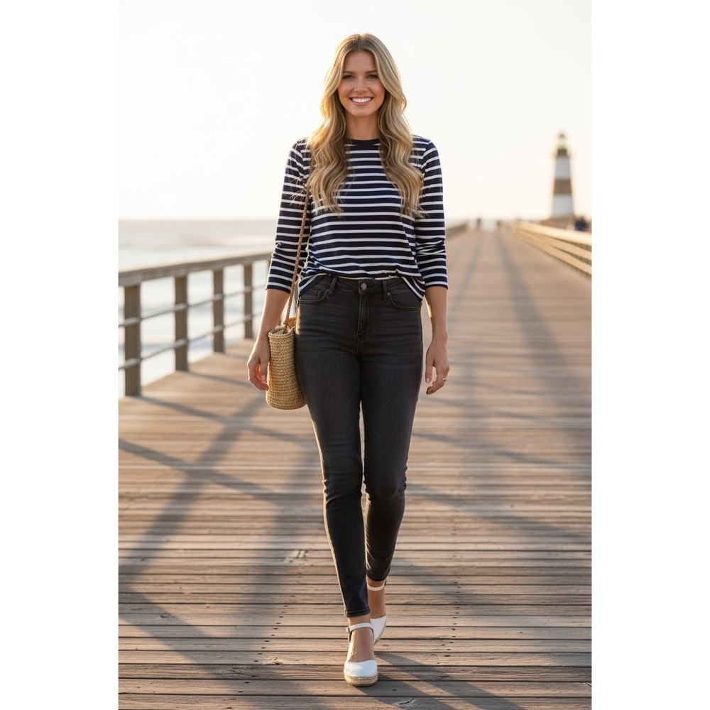 MOTHER Looker High Rise Skinny Jeans Not Guilty Black 28x29 92% Cotton USA Made